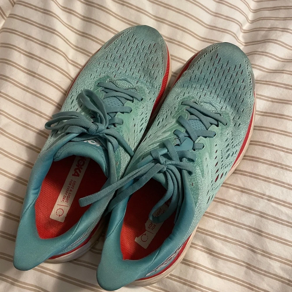Women’s Hoka Clifton 8 - Picture 4 of 5
